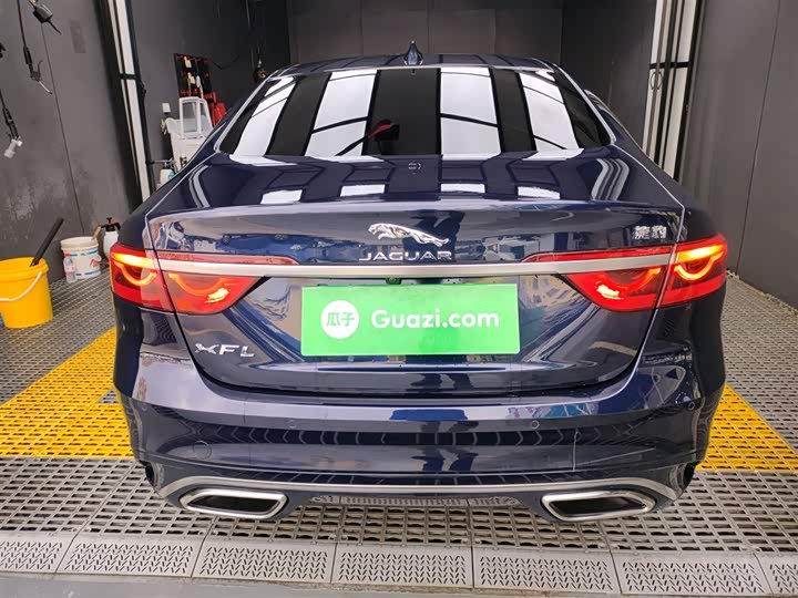 Фото 6 - Jaguar XF L