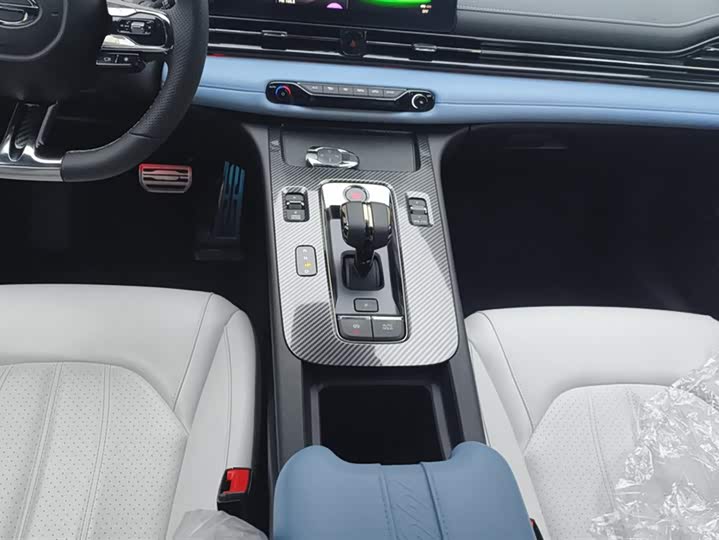 Фото 16 - GAC Trumpchi Empow R