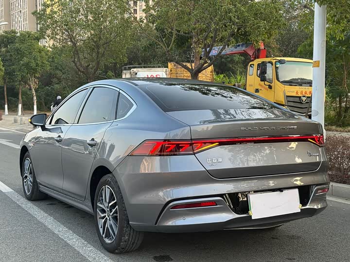 Фото 6 - BYD Qin Plus