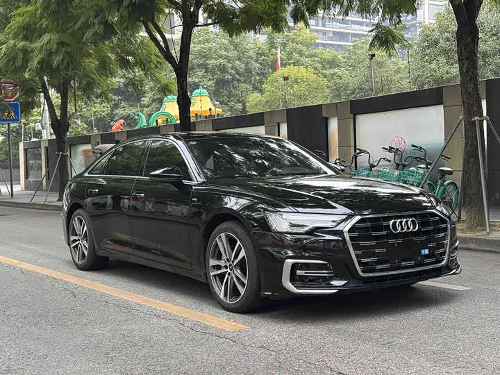 Фото 3 - Audi A6L