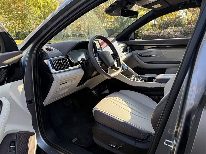 Фото 13 - BYD Song Plus Hybrid/EV