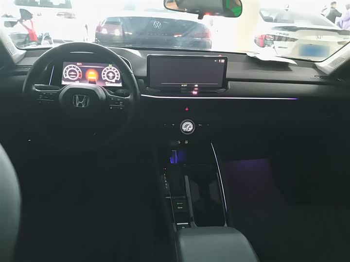 Фото 10 - Honda Accord