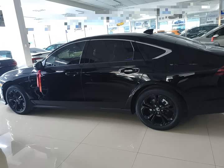 Фото 5 - Honda Accord