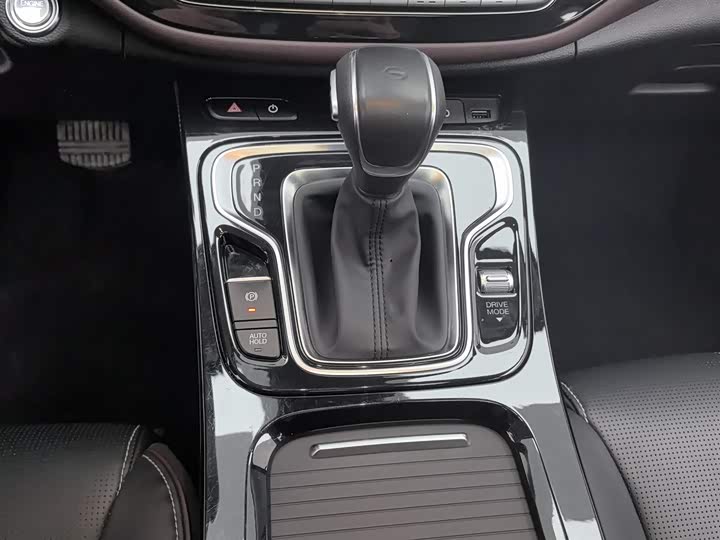 Фото 13 - GAC Trumpchi M6