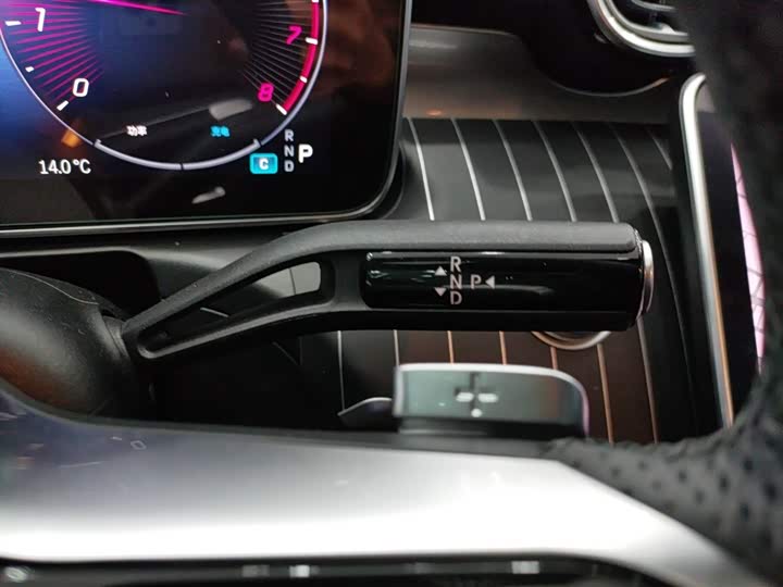 Фото 14 - Mercedes-Benz C-Class