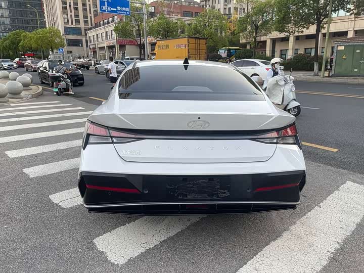 Фото 6 - Hyundai Elantra N line