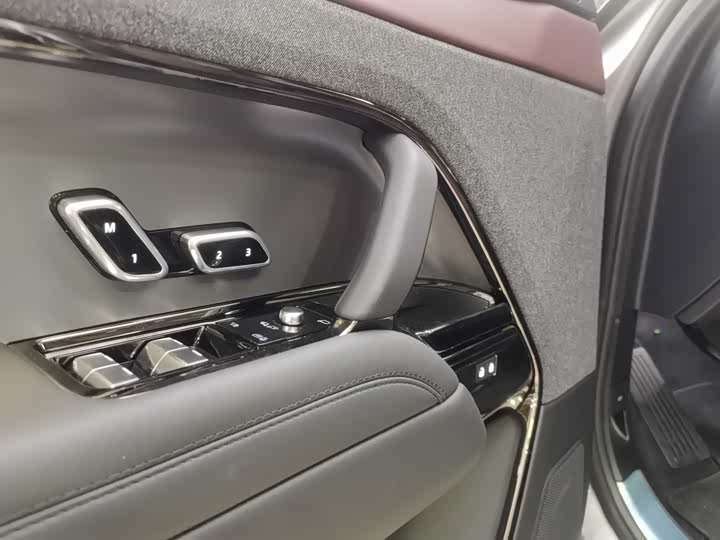 Фото 6 - Land Rover Range Rover Sport