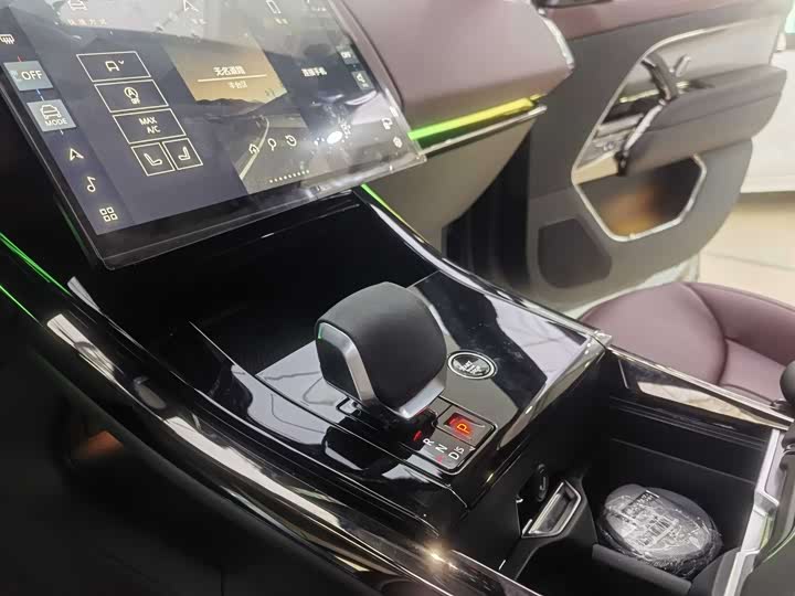 Фото 8 - Land Rover Range Rover Sport