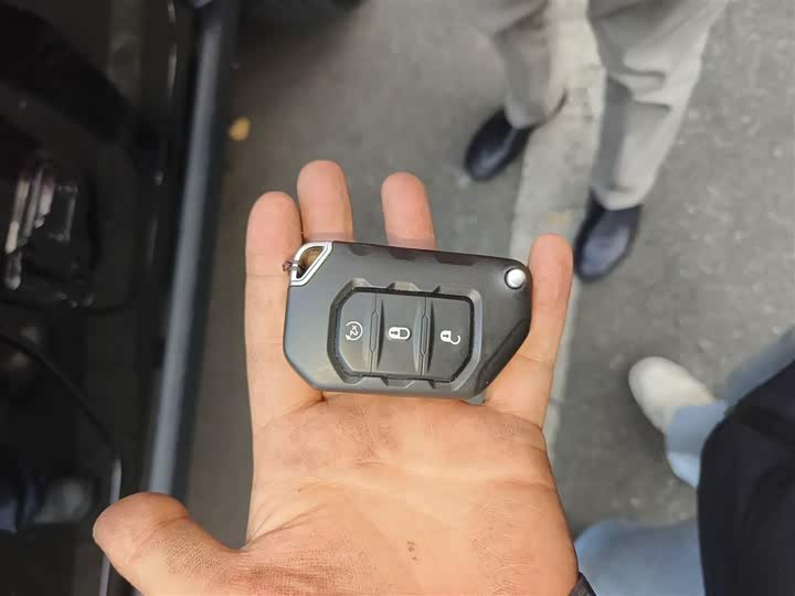 Фото 12 - Jeep Wrangler