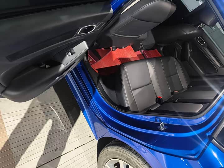 Фото 10 - Honda Civic