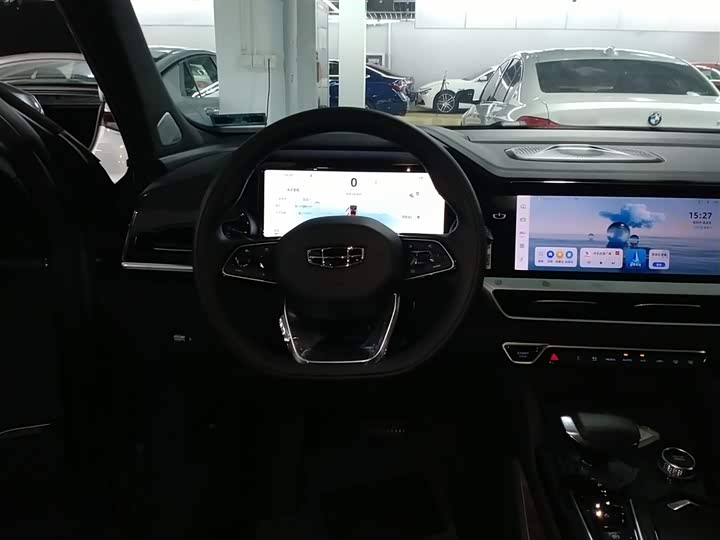 Фото 11 - Geely Monjaro