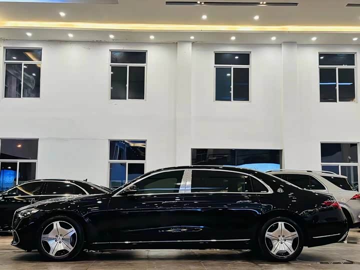 Фото 3 - Mercedes-Benz Maybach S-Class