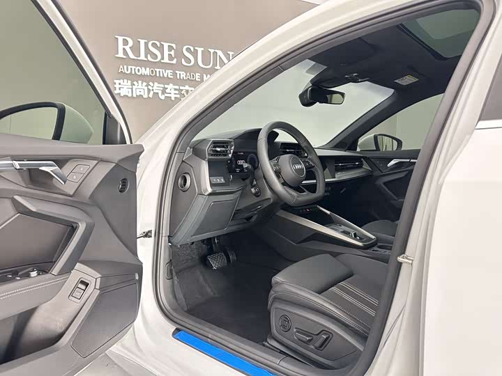 Фото 5 - Audi A3