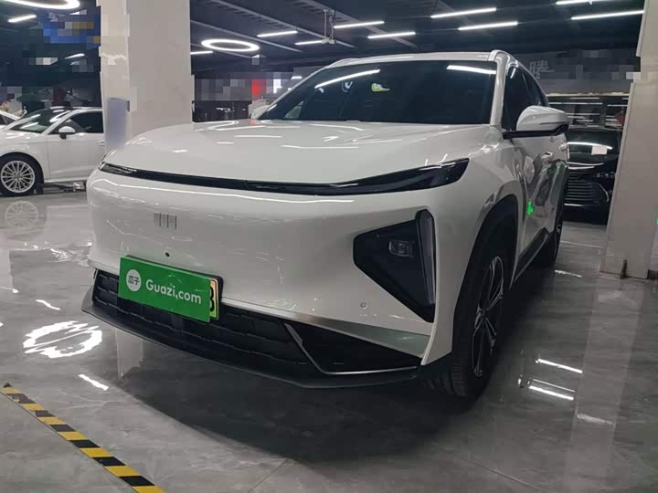 Фото 2 - Geely Galaxy L7