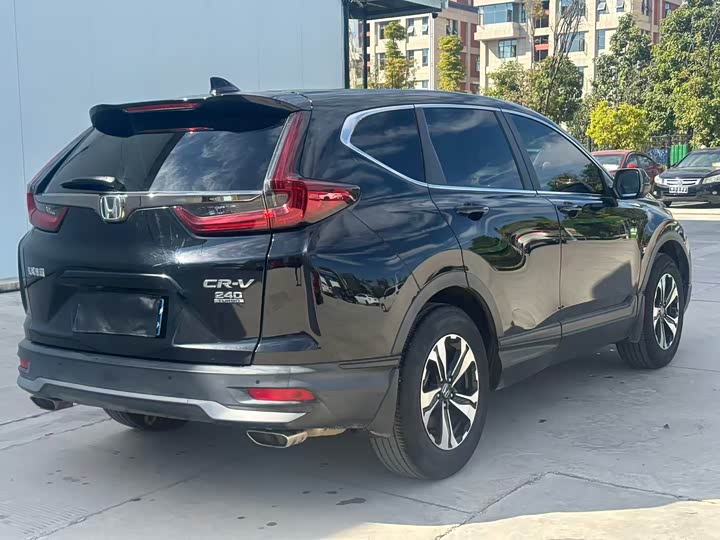 Фото 9 - Honda CR-V