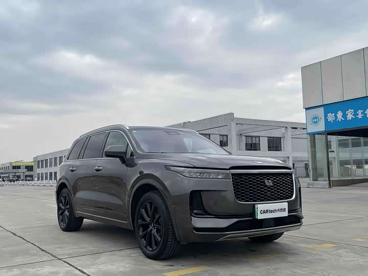 Фото 3 - LiXiang One