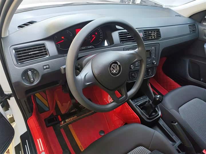 Фото 3 - Volkswagen Santana