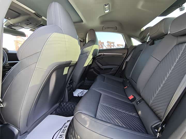 Фото 12 - Audi A3