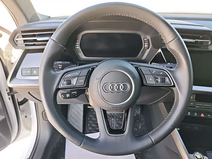 Фото 16 - Audi A3