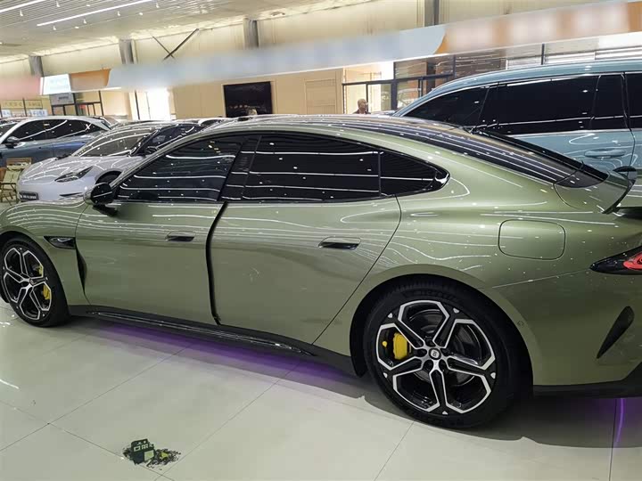 Фото 5 - Xiaomi SU7