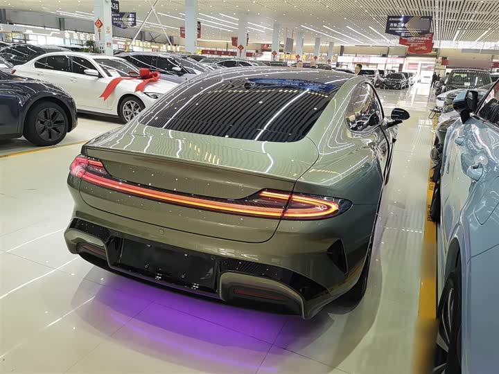 Фото 7 - Xiaomi SU7