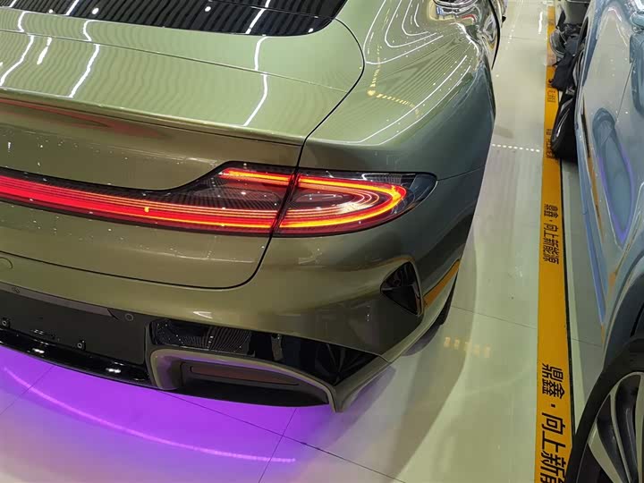 Фото 8 - Xiaomi SU7