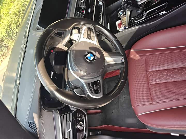 Фото 3 - BMW 5 Series