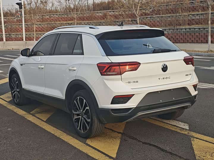 Фото 5 - Volkswagen T-Roc