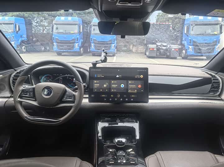 Фото 9 - BYD Han