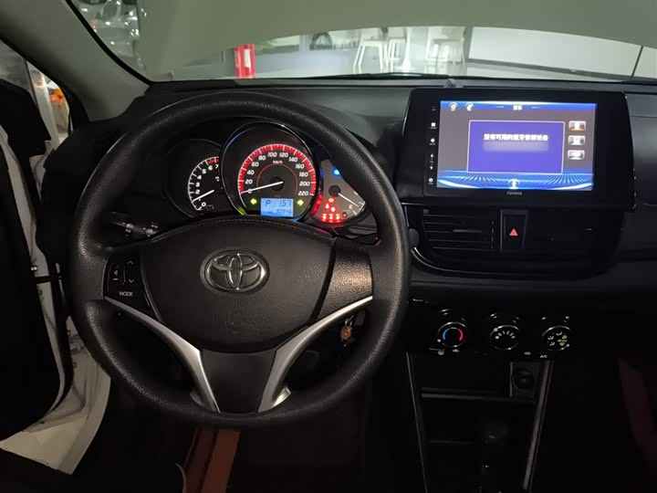 Фото 10 - Toyota Vios