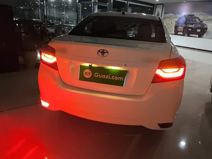 Фото 6 - Toyota Vios