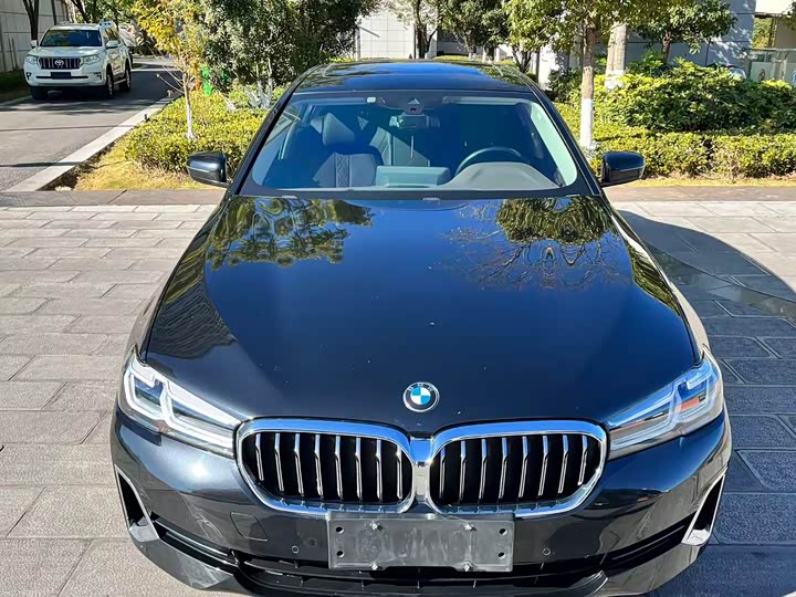 Фото 12 - BMW 5 Series