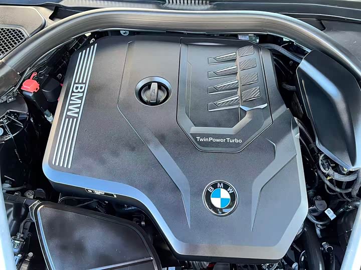 Фото 21 - BMW 5 Series