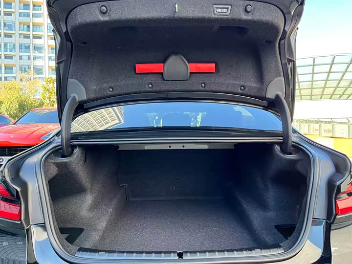 Фото 26 - BMW 5 Series