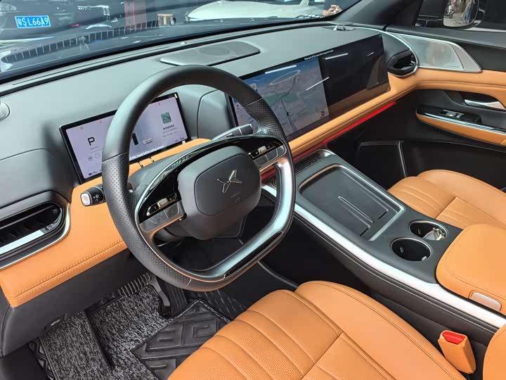 Фото 17 - XPeng G9