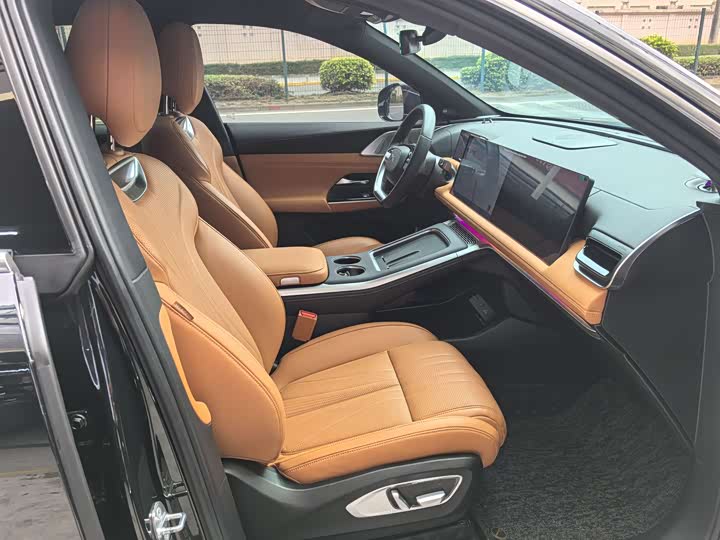 Фото 7 - XPeng G9