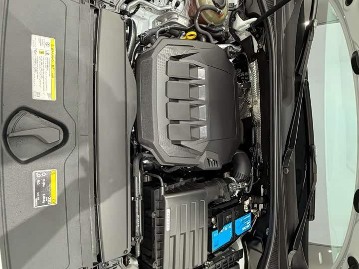 Фото 18 - Audi Q3