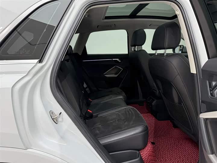 Фото 20 - Audi Q3