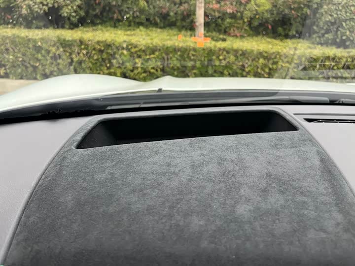 Фото 18 - Zeekr 001