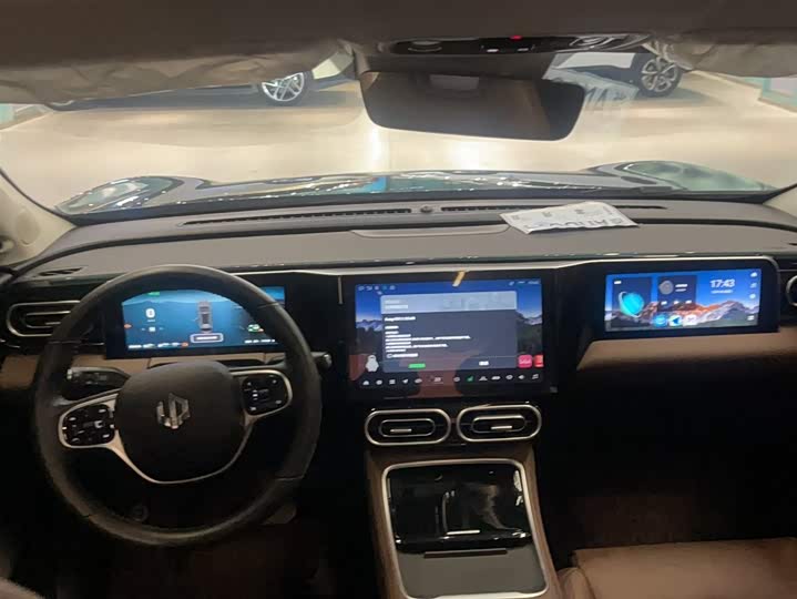 Фото 15 - Leapmotor C11