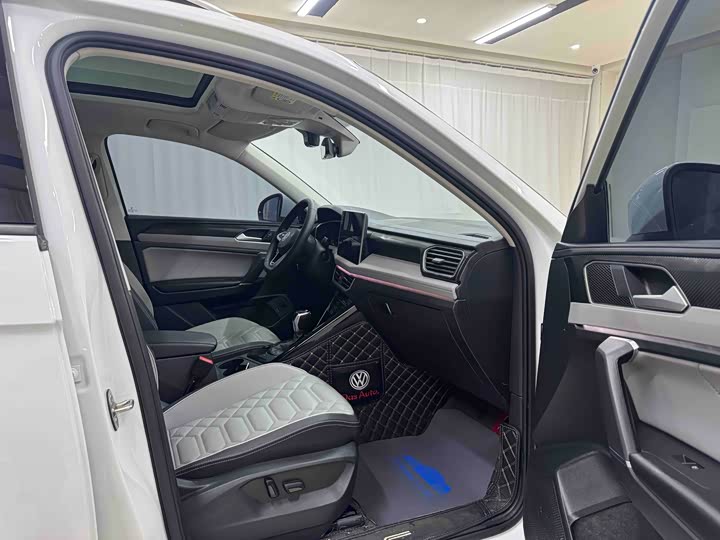 Фото 10 - Volkswagen Tayron