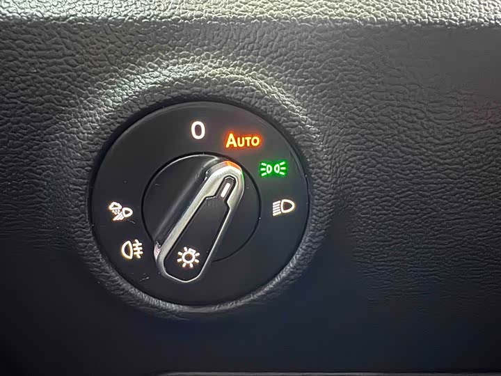 Фото 11 - Volkswagen Tayron