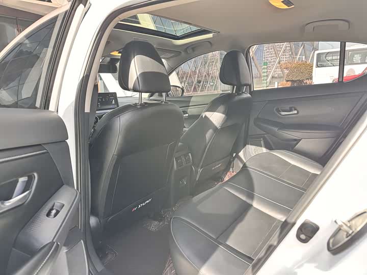 Фото 5 - Nissan Sylphy