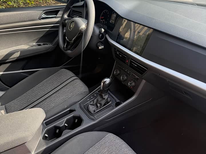 Фото 11 - Volkswagen Lavida