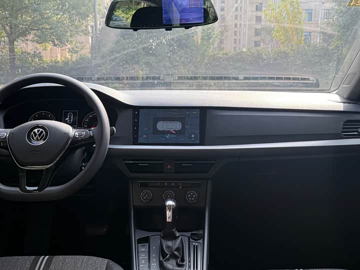 Фото 9 - Volkswagen Lavida