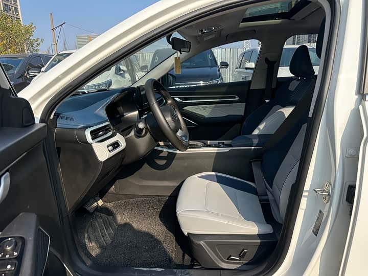 Фото 5 - Geely Emgrand