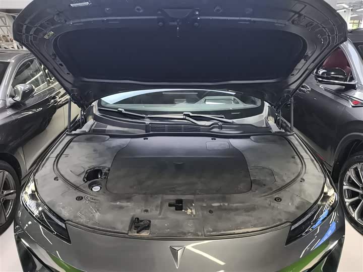 Фото 10 - Changan Deepal SL03