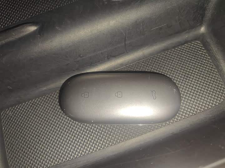 Фото 11 - LiXiang L9