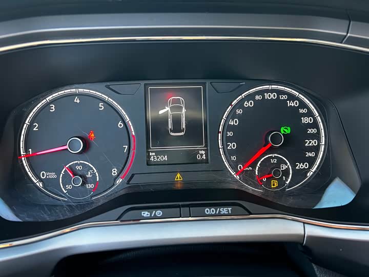 Фото 11 - Volkswagen T-Cross