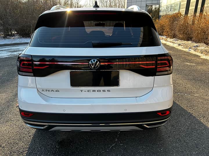 Фото 20 - Volkswagen T-Cross